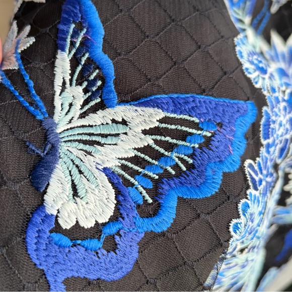 🆕Dress The Population XS BlackBlue Embroidered Midi Dress Butterfly Floral Party - Picture 9 of 17